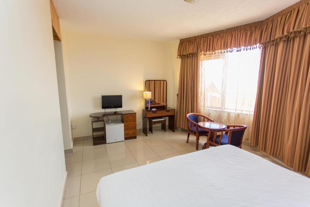 Civitas Hotel Kigali Luaran gambar