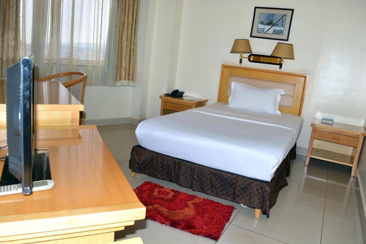 Civitas Hotel Kigali Luaran gambar